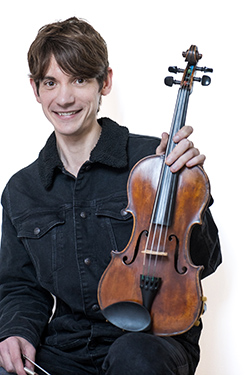 Ryan Young Scottish Fiddler